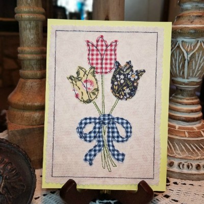 embrodiery card design tulip bouquet